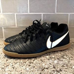 Nike Tiempo Indoor Soccer Shoes